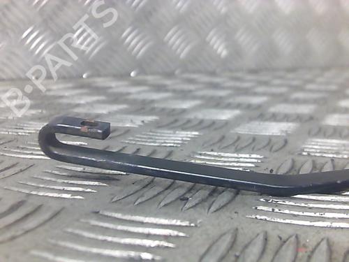 Front windshield wiper arm CHEVROLET AVEO / KALOS Hatchback (T250, T255) 1.2 | BP20016982C143 