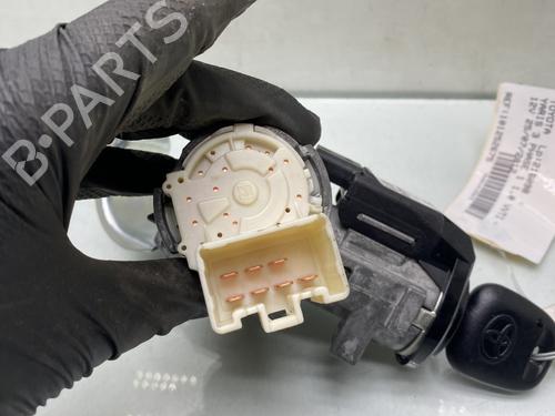 Ignition barrel TOYOTA YARIS (_P13_) 1.0 (KSP130_, KSP130) | BP31211856M48