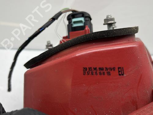 Right taillight VW PASSAT B6 (3C2) 2.0 TDI 16V | BP23332591C35 
