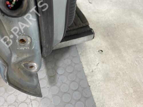 Used Right front door Right front door 21961677 21961677