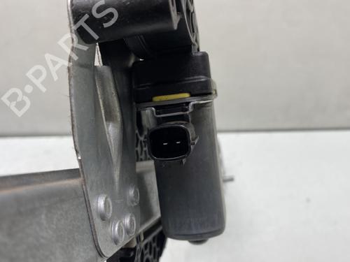 Front right lock DACIA SANDERO II TCe 90 (B8M1, B8MA, B8AC) | BP30438445C97 