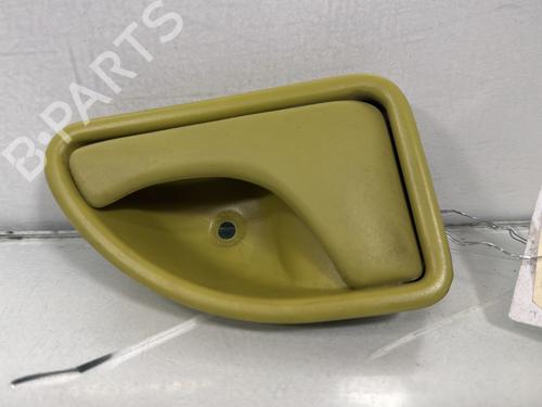 Venstre foran invendig håndtak RENAULT TWINGO I (C06_) 1.2 (C066, C068) (58 hp) 32853972