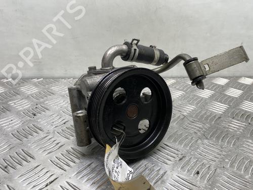 Used Steering pump FORD FIESTA V (JH_, JD_) 1.3 (69 hp) 31212025