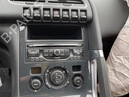 Rear right window mechanism PEUGEOT 3008 II SUV (MC_, MR_, MJ_, M4_) 1.6 BlueHDi 115 (MCBHXW, MCBHYB) | BP22560236C25 