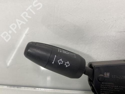 steering-column-stalk-opel-corsa-d-s07-13142283-2006-2007-2008-2009-2010-2011-2012-2013-2014-2015-19973017 main image