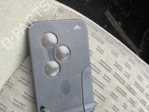 Used Parts RENAULT SCÉNIC II (JM0/1_)  1.9 dCi  2281543