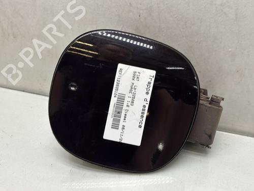 Used Fuel flap Fuel flap FIAT 500X (334_) 1.6 D Multijet (334AXA1B, 334AXA11) (120 hp) 34257387 34257387
