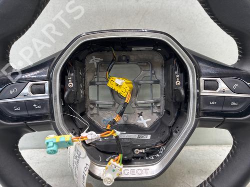 Used Steering wheel Steering wheel PEUGEOT 5008 II (MC_, MJ_, MR_, M4_) 1.2 THP (MRHNYH, MRHNYW, MRHNSJ, MRHNSU, MRHNSM) (131 hp) 34561404 34561404