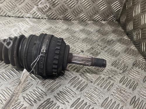 Used Right front driveshaft Right front driveshaft RENAULT CLIO II (BB_, CB_) 1.2 (BB0A, BB0F, BB10, BB1K, BB28, BB2D, BB2H, CB0A,... (58 hp) 28282489 28282489