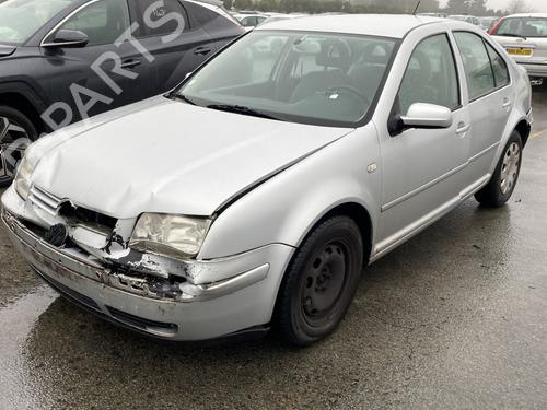 Pièces Détachées Usagées VW BORA I (1J2) 1.6 (101 hp) 4262718
