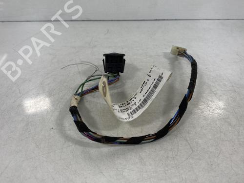 Used Right front window switch OPEL TIGRA (S93) 1.6 16V (F07) (106 hp) 19956092