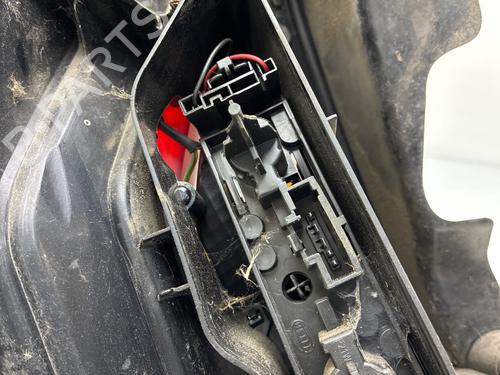 Used Right taillight Right taillight 38914923 38914923