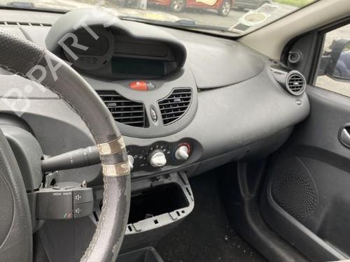 Left tailgate light RENAULT TWINGO II (CN0_) 1.5 dCi 75 | BP22695221C79 - Image 9