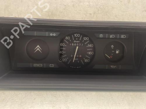 Used Instrument cluster Instrument cluster CITROËN AX (ZA-_) 10 (44 hp) 21961370 21961370