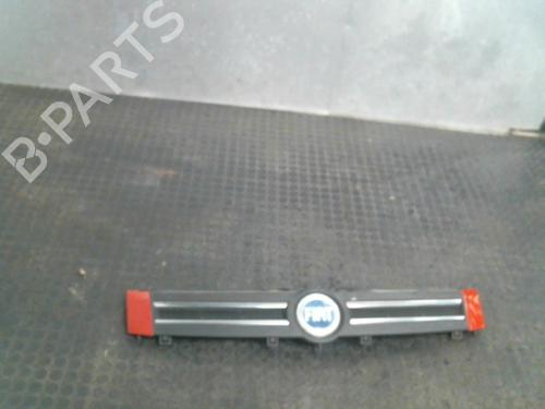 Grill FIAT PANDA (169_) 1.2 (169.AXB11, 169.AXB1A) (60 hp) 20032579