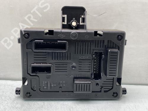Used Fuse box RENAULT CLIO III (BR0/1, CR0/1) 1.5 dCi (C/BR0G, C/BR1G) (68 hp) 30297150