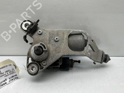 Used Front wiper motor FORD FOCUS III 1.6 TDCi (115 hp) 21057020