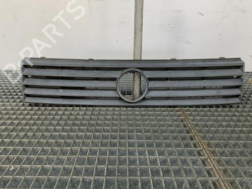 Used Grille Grille 19965069 19965069