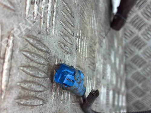 Used Right front steering knuckle Right front steering knuckle 36663750 36663750