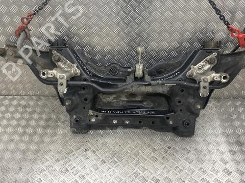Puente delantero RENAULT MEGANE IV Hatchback (B9A/M/N_) 1.5 dCi 110 (B9A3) (110 hp) 31370897