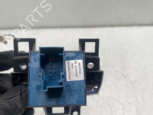 switch-citroen-c5-iii-rd_-2008-2009-2010-2011-2012-2013-2014-2015-2016-2017-31212513 main image