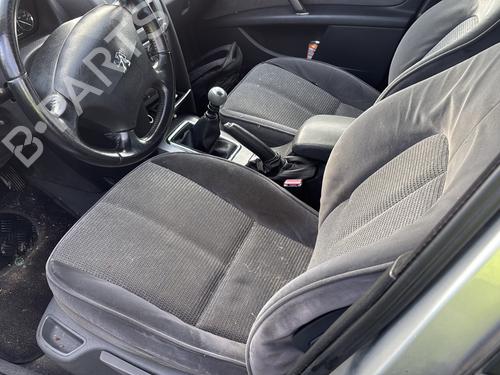 Left mirror PEUGEOT 407 (6D_) 2.0 HDi 135 (6DRHRH, 6DRHRE, 6DRHRG, 6DRHRJ) | BP31379824C26 