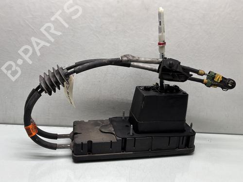 Used Gear lever Gear lever PEUGEOT 308 II (LB_, LP_, LW_, LH_, L3_) 1.6 BlueHDi 120 (120 hp) 27643277 27643277