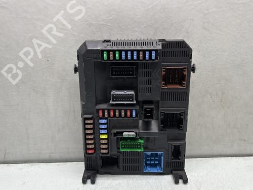 Used Fuse box PEUGEOT 2008 I (CU_) 1.2 VTi (82 hp) 30082665