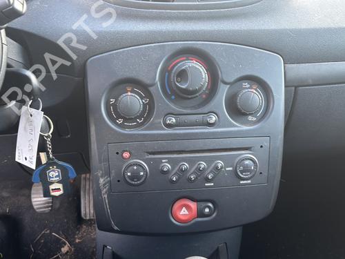 Fuse box RENAULT CLIO III (BR0/1, CR0/1) 1.5 dCi (C/BR0G, C/BR1G) | BP31205900E1 - Image 7