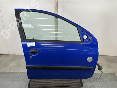 Used Right front door PEUGEOT 206 Hatchback (2A/C) 1.1 i (60 hp) 29027988