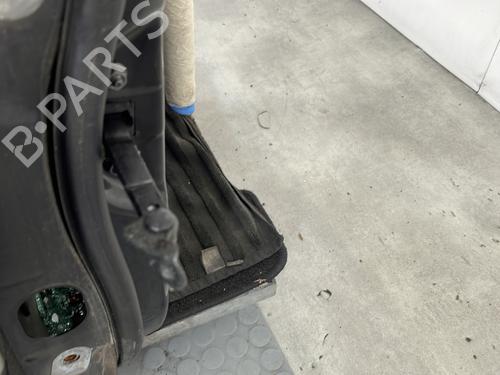 right-front-door-kia-venga-yn-2010-2011-2012-2013-2014-2015-2016-2017-2018-2019-23764931 main image