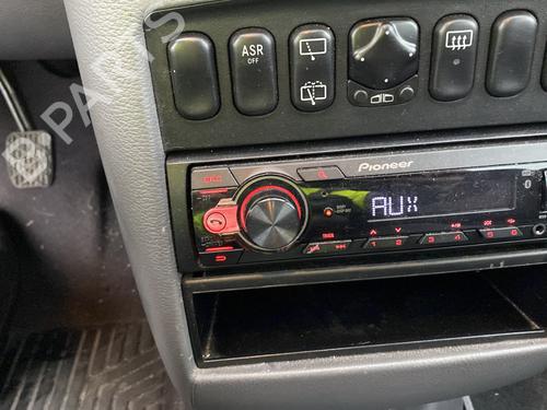 Left headlight MERCEDES-BENZ A-CLASS (W168) A 170 CDI (168.008) | BP31646691C28 