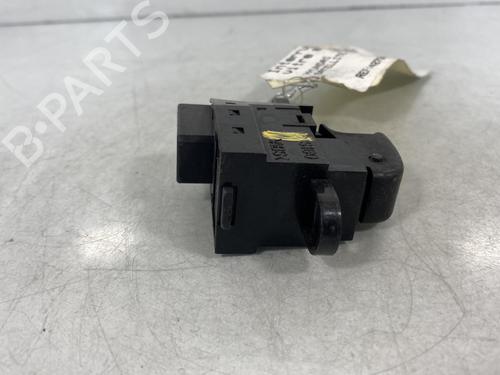Used Right front window switch HYUNDAI H-1 / STAREX Bus (A1) [1997-2025]  20002236