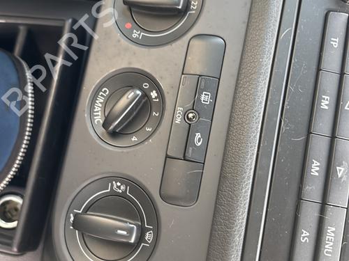 Left tailgate light VW GOLF PLUS V (5M1, 521) 1.6 FSI | BP33238357C79 - Image 27