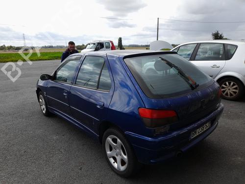 Brugte PEUGEOT 306 Hatchback (7A, 7C, N3, N5) 2.0 HDI 90 (90 hp) 4237489