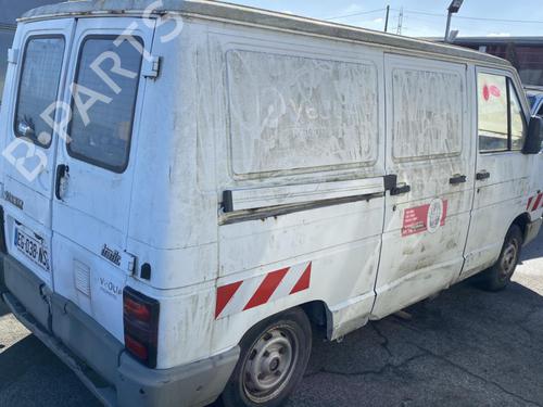 Used Parts RENAULT TRAFIC Van (T_, P_, V_) 1.9 D (60 hp) 2361984