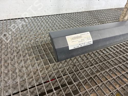 Dørlist Dørlist RENAULT MEGANE III Hatchback (BZ0/1_, B3_) 1.5 dCi (BZ09, BZ0D, BZ1W, BZ29, BZ14) (110 hp) 36818827 36818827