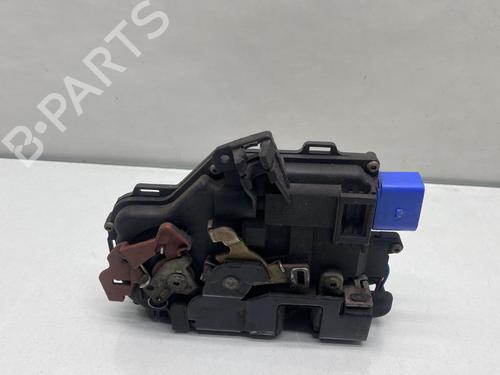 Front left lock AUDI A3 (8P1) 2.0 TDI 16V | BP26952618C98 