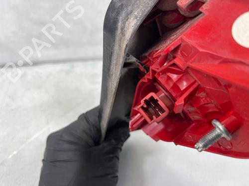Venstre baklys, luke Venstre baklys, luke PEUGEOT 3008 I MPV (0U_) 1.6 HDi (112 hp) 37409688 37409688