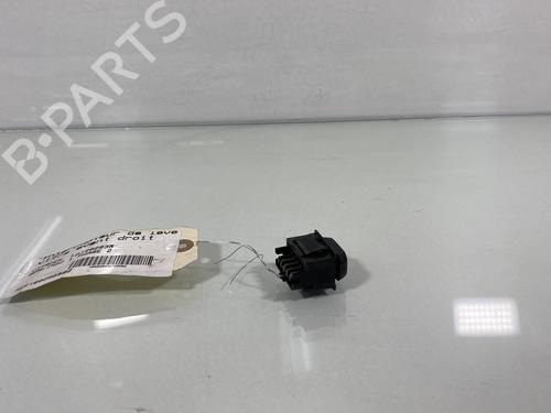 Used Right front window switch Right front window switch CITROËN BERLINGO / BERLINGO FIRST MPV (MF_, GJK_, GFK_) 1.9 D (MFWJZ) (70 hp) 19977413 19977413