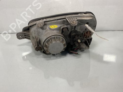 Right headlight HYUNDAI SANTA FÉ I (SM) 2.0 CRDi 4x4 | BP19981734C29 
