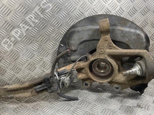 Used Left front steering knuckle Left front steering knuckle MERCEDES-BENZ R-CLASS (W251, V251) R 280 CDI 4-matic (251.020) (190 hp) 27632181 27632181