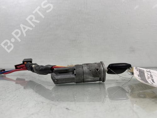 Used Ignition barrel PEUGEOT 106 II (1A_, 1C_) 1.1 i (60 hp) 29939764