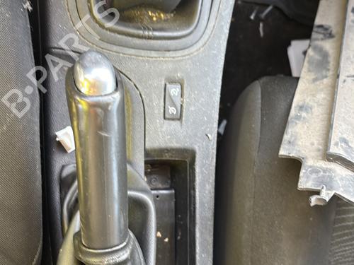 Fuse box RENAULT MEGANE III Hatchback (BZ0/1_, B3_) 1.5 dCi (BZ0C) | BP23764761E1  - Image 7