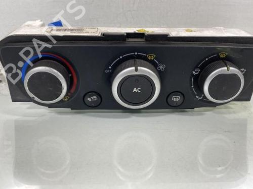 Used Climate control Climate control RENAULT MEGANE III Grandtour (KZ0/1) 1.5 dCi (KZ0C, KZ1A) (90 hp) 20000828 20000828