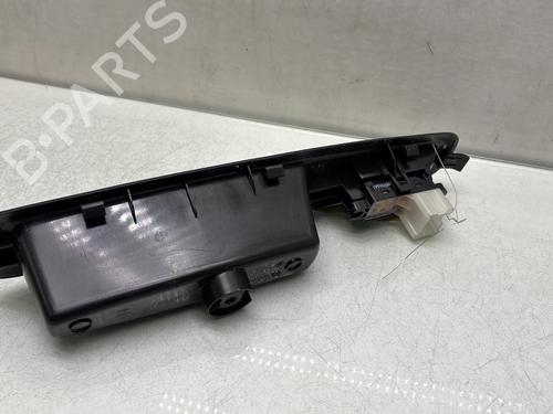 Left rear window switch RENAULT KADJAR (HA_, HL_) 1.2 TCe 130 (HLMR) | BP33711358I29 - Image 2