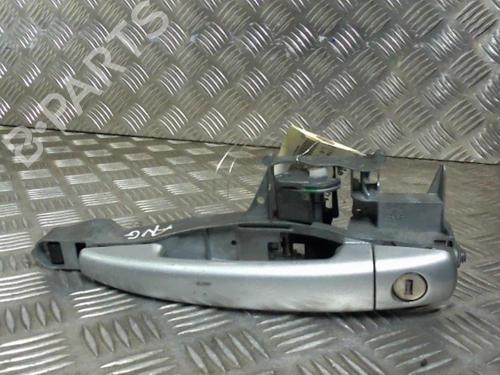 Used Front left exterior door handle PEUGEOT 207 (WA_, WC_) 1.6 HDi (90 hp) 19984685