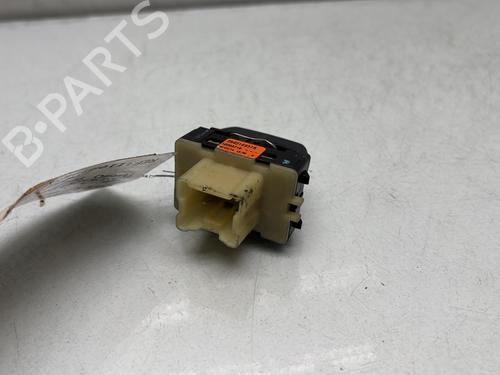 Used Right front window switch Right front window switch DACIA SANDERO II TCe 90 (B8M1, B8MA, B8AC) (90 hp) 29574658 29574658