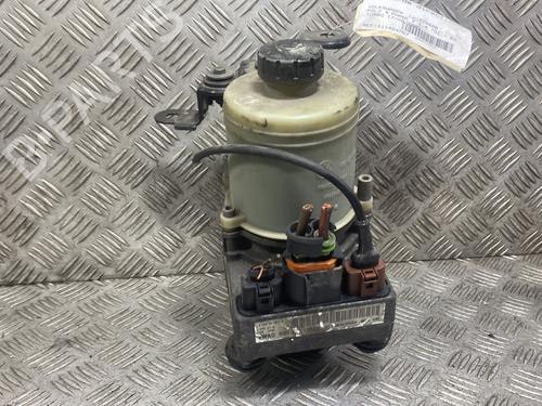 Used Steering pump VW POLO IV (9N_, 9A_) 1.4 TDI (70 hp) 28569350