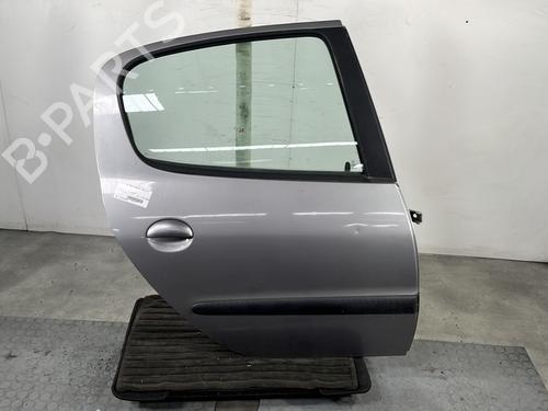Used Right rear door PEUGEOT 206 Hatchback (2A/C) 1.1 i (60 hp) 27589343
